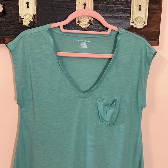 2/$12 DKNY Jeans Aqua Trapeze Hem T-Shirt Size Small - Picture 7 of 15